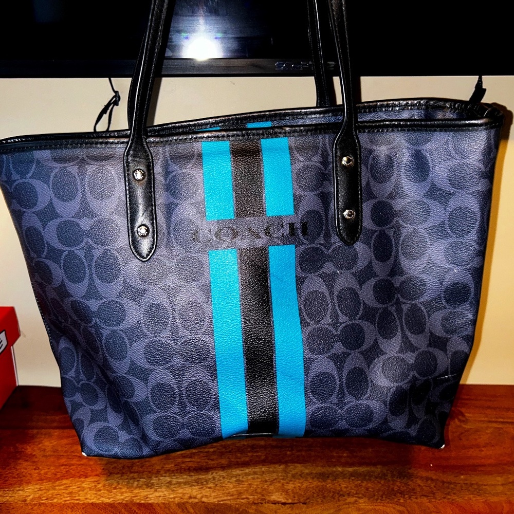 Authentic COACH Varsity Stripe City Zip Tote Shoulder Bag